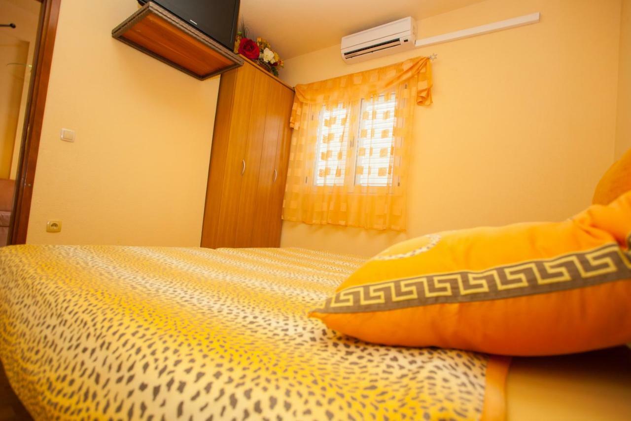 Ferienwohnung Apartman Antonio Makarska Exterior foto