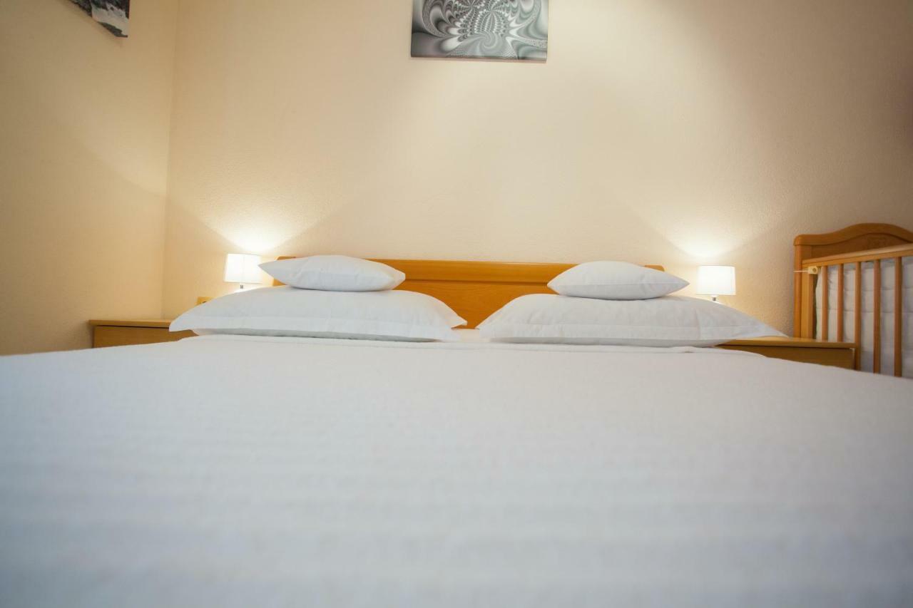 Ferienwohnung Apartman Antonio Makarska Exterior foto
