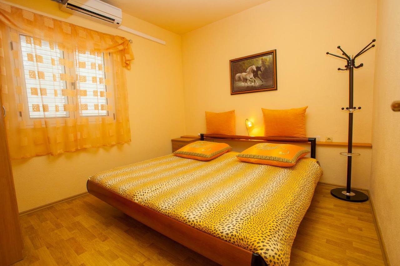 Ferienwohnung Apartman Antonio Makarska Exterior foto